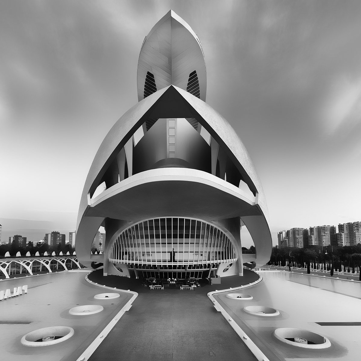 POTY21_BW_Valencia-opera-rear-pano_DWright_Principal